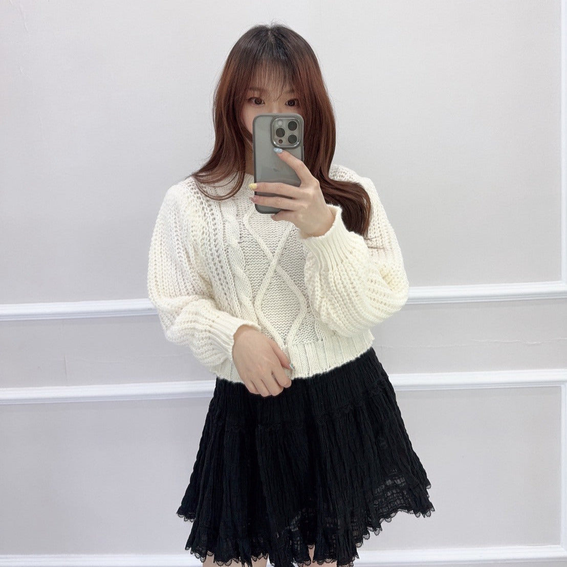 SV 6768 – Khaila Crop Sweater
