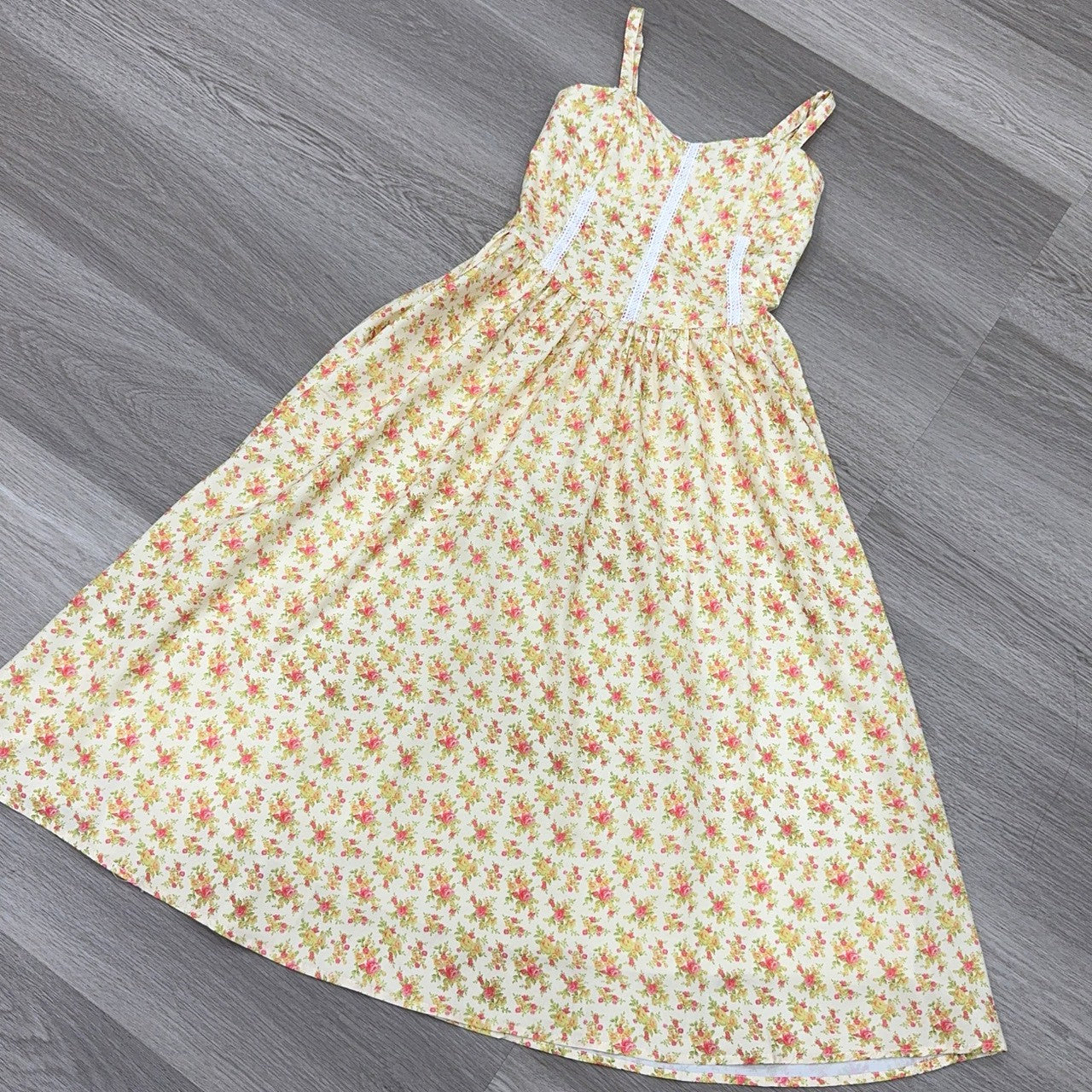 SV 6779 – Yeviella Flo Dress