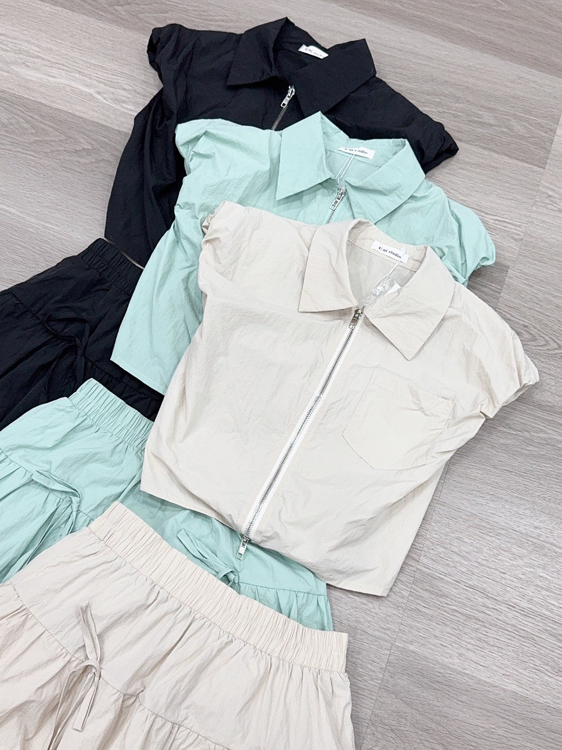 SV 6806 – Twist Zip Set