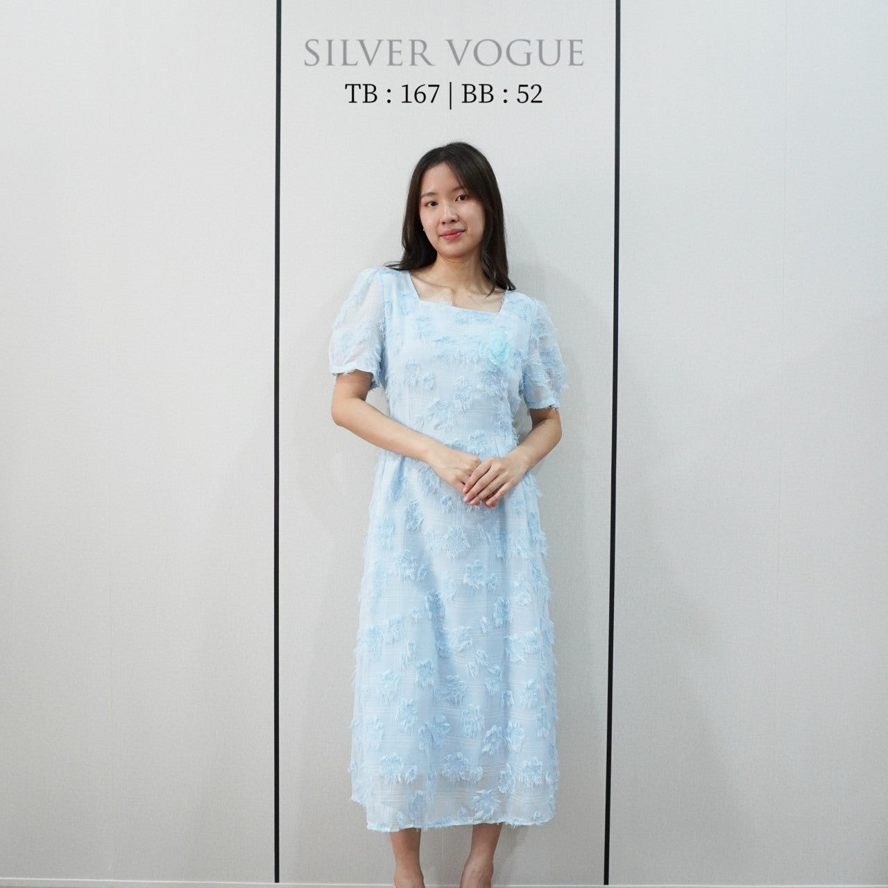 SV 6735 – Verla Neck Flower Dress