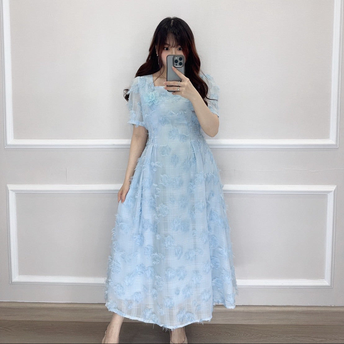 SV 6735 – Verla Neck Flower Dress