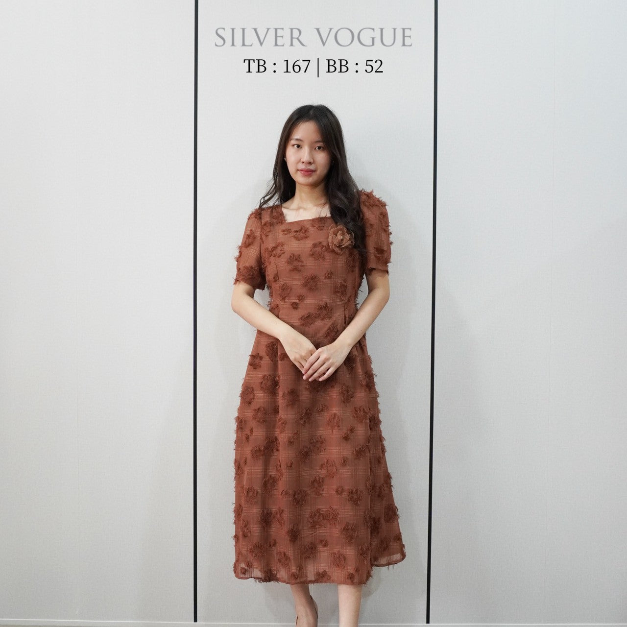 SV 6735 – Verla Neck Flower Dress