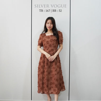 SV 6735 – Verla Neck Flower Dress