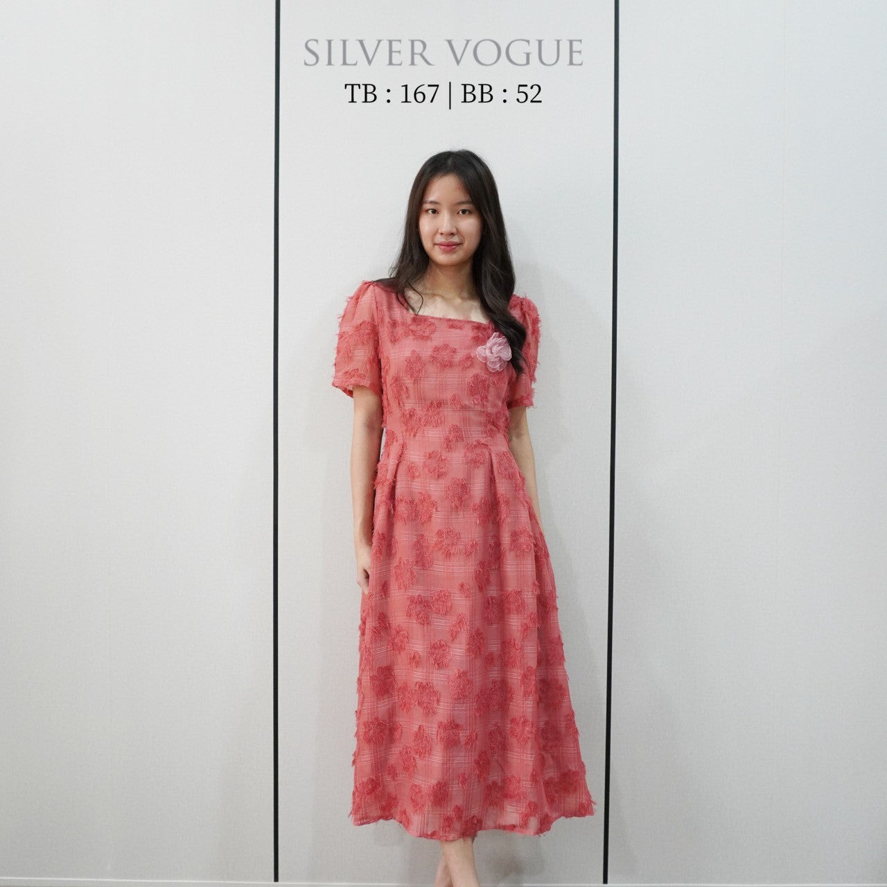 SV 6735 – Verla Neck Flower Dress