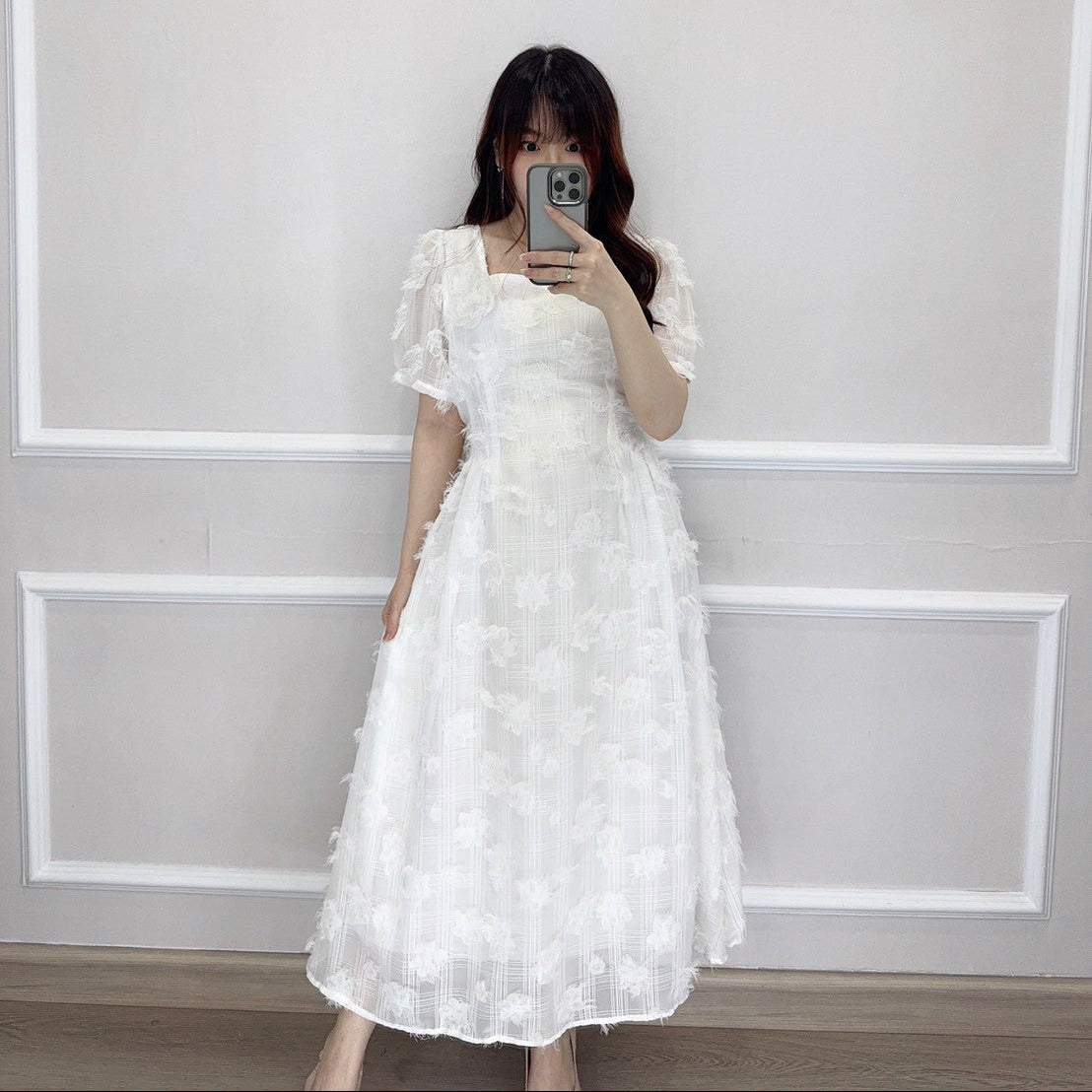 SV 6735 – Verla Neck Flower Dress