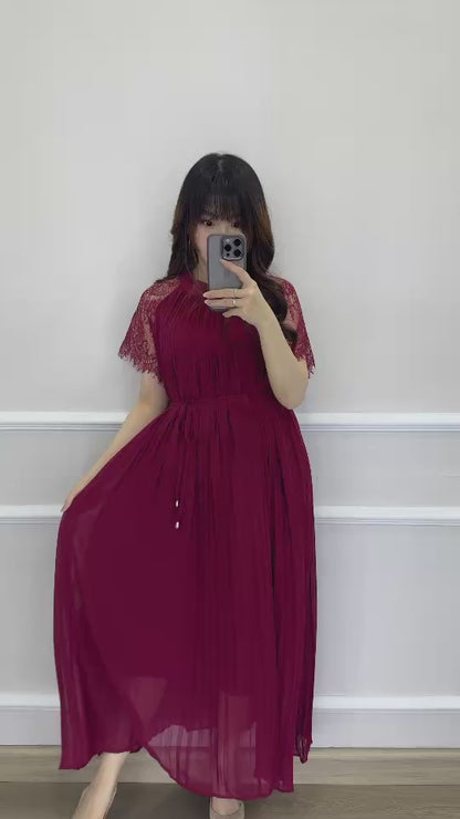 SV 6834 – Alessa Lace Sleeve Dress