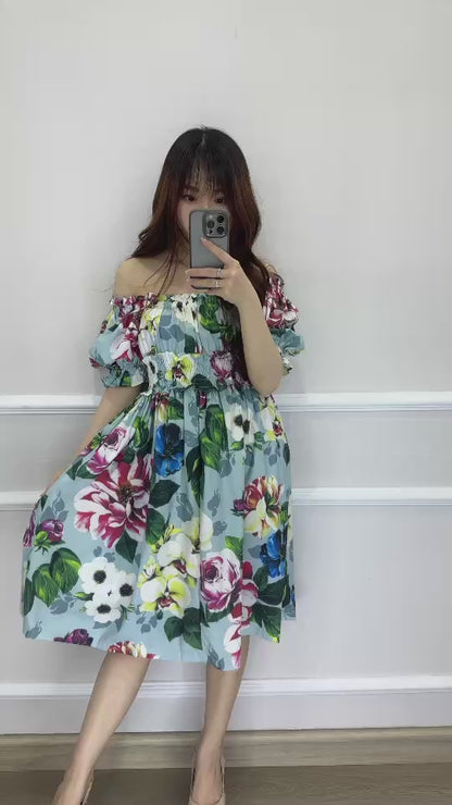 SV 6813 – Venia Floral Dress