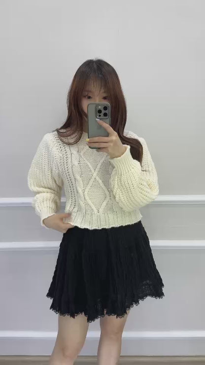 SV 6768 – Khaila Crop Sweater